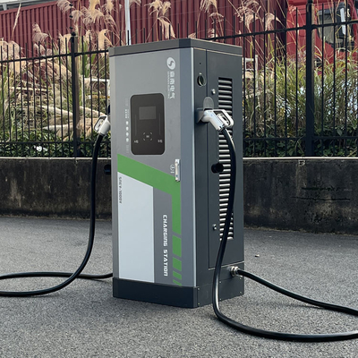 床に設置されたEVカーチャージャー 30kw 80kw 120kw 電動車充電ステーション 240kw