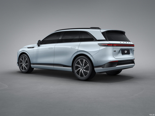 高速電動車 Xpeng G9 5ドア 5席 左方向 スペースSUV 650Km