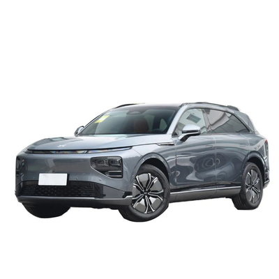 高速電動車 Xpeng G9 5ドア 5席 左方向 スペースSUV 650Km