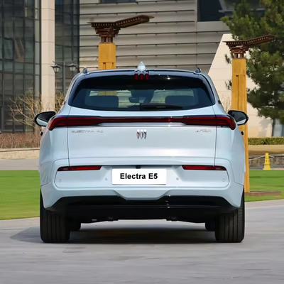時速180km 最大速さ 純電動2023 ブイークE5 左駆動 5人乗り大型SUV