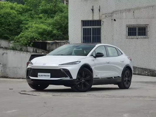 2024 Buick E4 純電動SUV 急速充電 エネルギー効率と豪華なデザイン