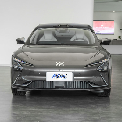 エネルギー用車 Zhiji IM L7 Ev 成人のための車 純電気 最大速度200km/h