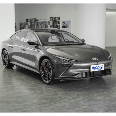 エネルギー用車 Zhiji IM L7 Ev 成人のための車 純電気 最大速度200km/h