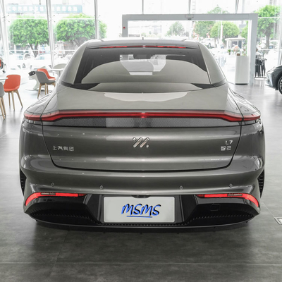 エネルギー用車 Zhiji IM L7 Ev 成人のための車 純電気 最大速度200km/h